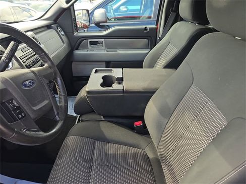 Used 2011 Ford F150 XLT w/ XLT Convenience Pkg image 16