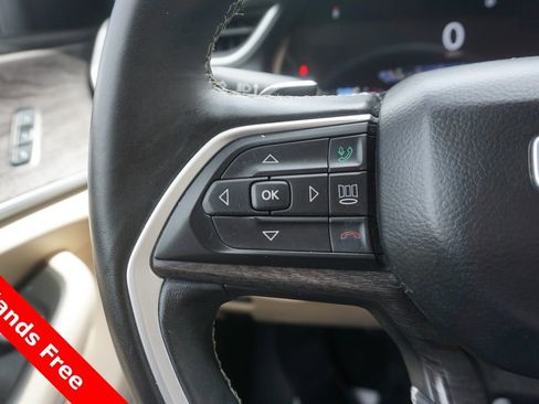 Used 2021 Jeep Grand Cherokee L Limited w/ Luxury Tech Group II AWD/4WD image 4