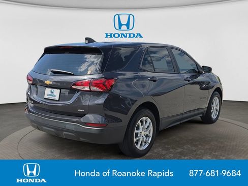 Used 2022 Chevrolet Equinox LS AWD/4WD image 5
