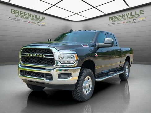 New 2024 RAM 2500 Tradesman w/ Chrome Appearance Group image 2