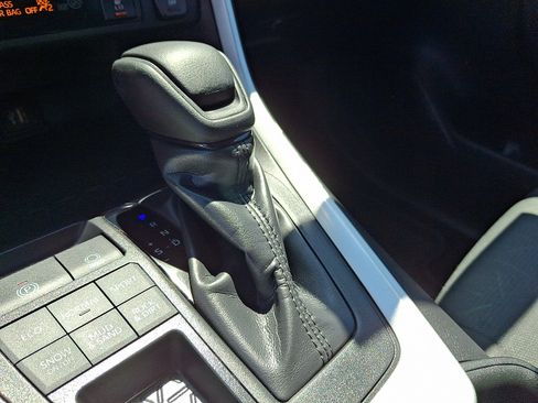 Used 2024 Toyota RAV4 XLE w/ Convenience Package AWD/4WD image 16