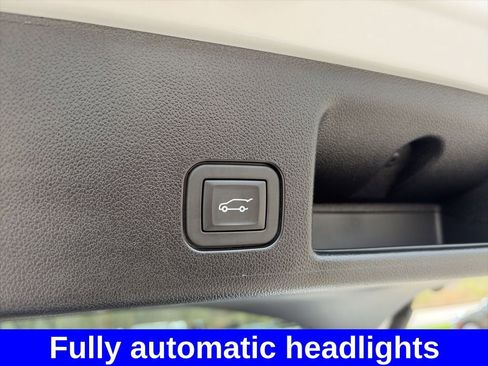 Used 2024 Chevrolet Equinox EV RS FWD image 14