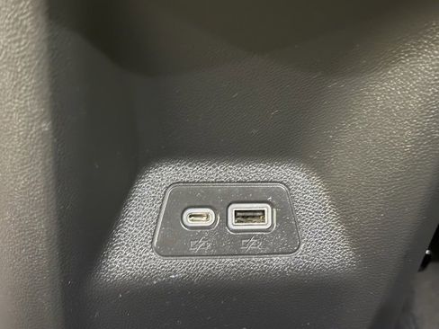 Used 2023 Buick Envision Essence w/ Sport Touring Package image 12