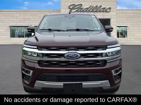 Used 2024 Ford Expedition Limited AWD/4WD image 3