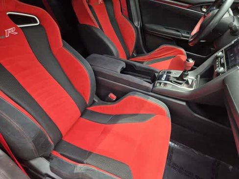Used 2018 Honda Civic Type R image 14