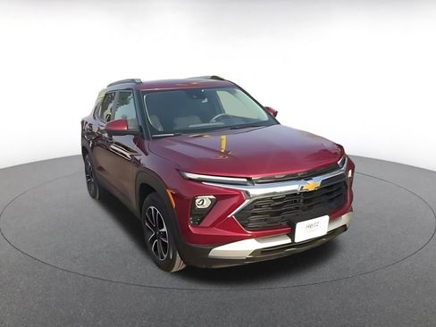 Used 2025 Chevrolet TrailBlazer LT image 16