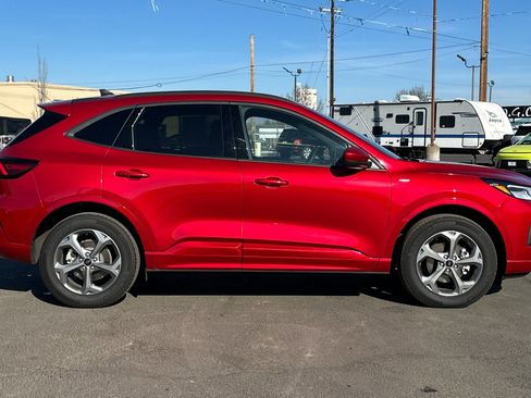 Used 2024 Ford Escape ST-Line Select w/ Tech Pack #1 image 3