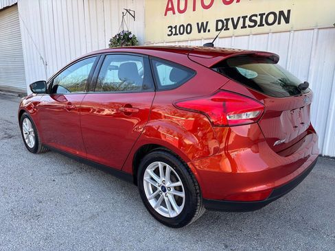 Used 2018 Ford Focus SE w/ Cold Weather Package image 4