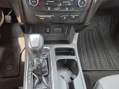 Used 2017 Ford Escape SE w/ Equipment Group 201A FWD image 28