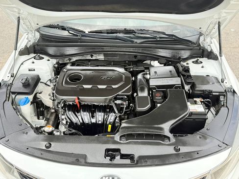 Used 2018 Kia Optima LX FWD image 14