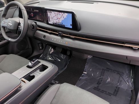 New 2024 Nissan Ariya AWD image 41