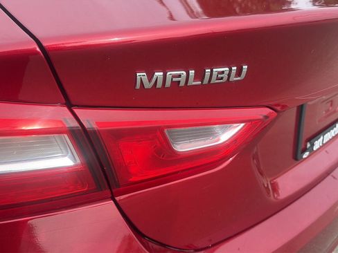 Used 2023 Chevrolet Malibu LT FWD image 10