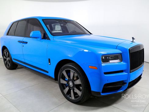 Used 2023 Rolls-Royce Cullinan image 6