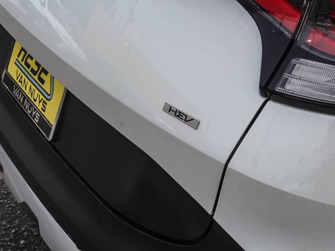 Used 2023 Kia Sportage LX image 12