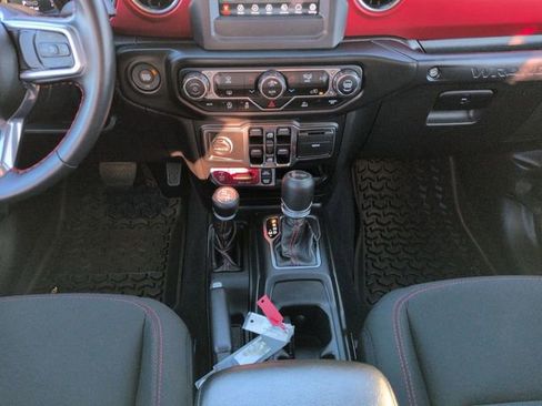 Used 2021 Jeep Wrangler Unlimited Rubicon image 23