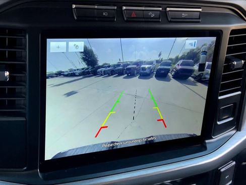 Used 2022 Ford F150 Lariat w/ FX4 Off-Road Package image 27