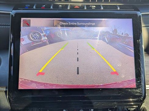 Used 2022 Jeep Grand Cherokee Overland w/ Luxury Tech Group IV image 15