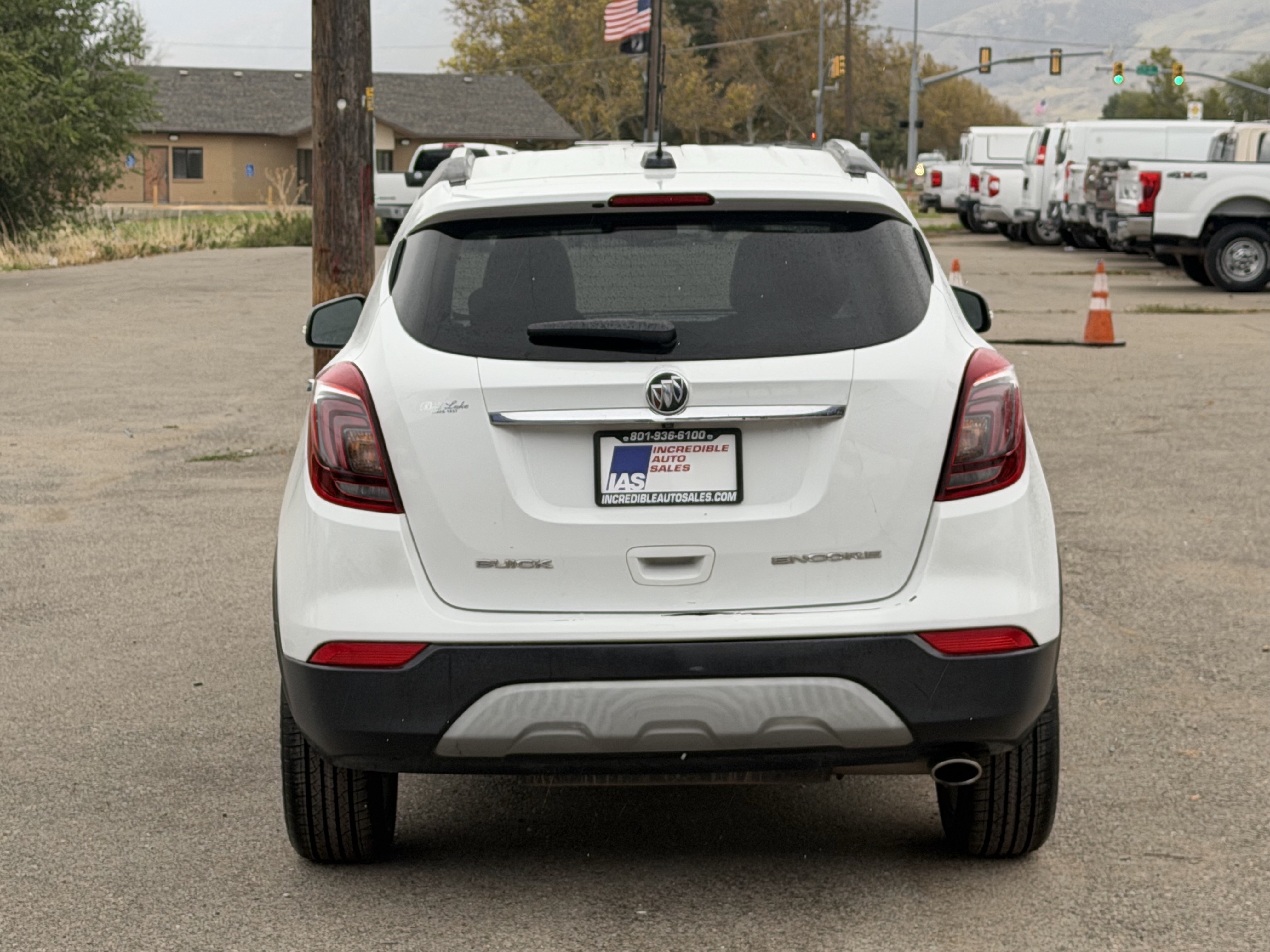 Used 2017 Buick Encore Preferred FWD image 5