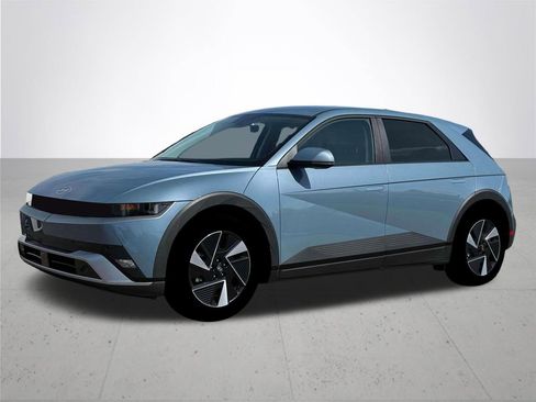 New 2026 Hyundai Ioniq 5 SE RWD image 2