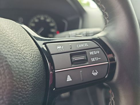 Used 2024 Honda Civic Sport image 17
