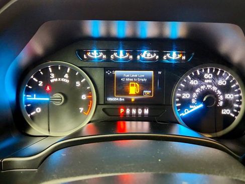 Used 2020 Ford F150 XLT w/ Equipment Group 302A Luxury AWD/4WD image 13