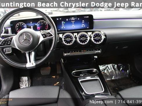 Used 2025 Mercedes-Benz CLA 250 image 11