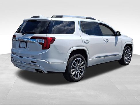 Used 2023 GMC Acadia Denali w/ Denali Ultimate Package AWD/4WD image 6