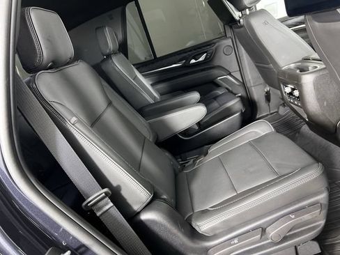Used 2023 GMC Yukon Denali AWD/4WD image 28