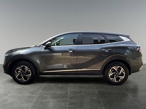 Used 2024 Kia Sportage LX AWD/4WD image 5