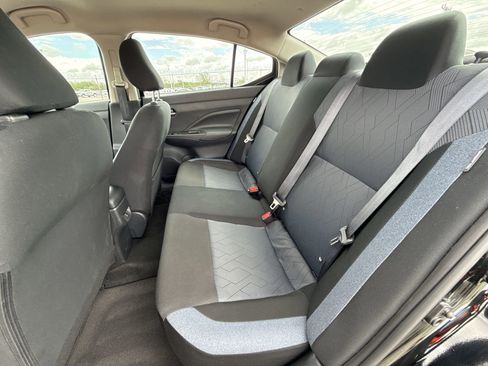 Used 2025 Nissan Versa SV FWD image 24