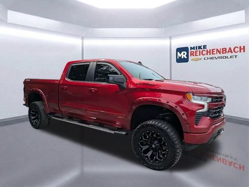 Used 2023 Chevrolet Silverado 1500 RST w/ Convenience Package II AWD/4WD image 2