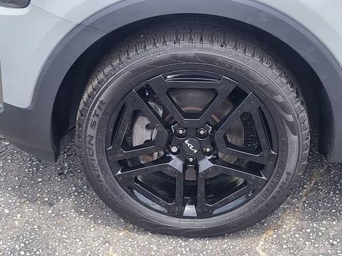 Certified 2023 Kia Telluride EX X-Line AWD/4WD image 9