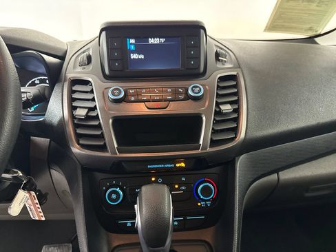 Used 2023 Ford Transit Connect XL FWD image 16