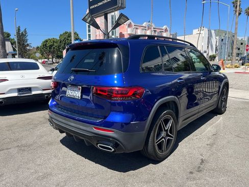 Used 2021 Mercedes-Benz GLB 250 w/ AMG Line image 5