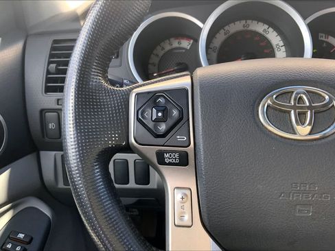 Used 2014 Toyota Tacoma PreRunner RWD image 24