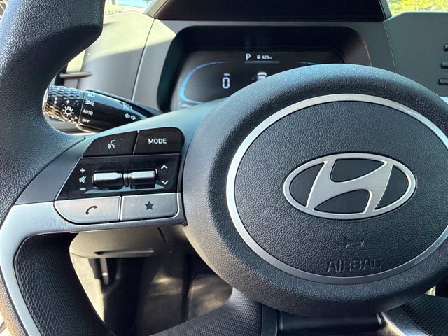 Used 2026 Hyundai Elantra SE FWD image 37
