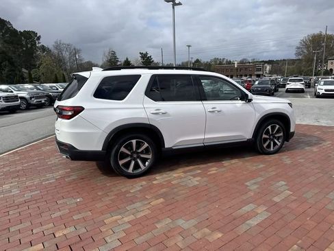 Certified 2023 Honda Pilot Elite image 36