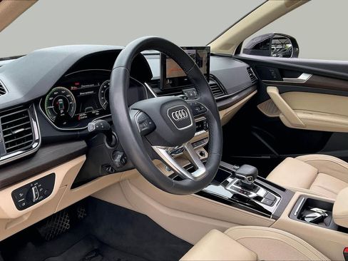 Used 2022 Audi Q5 e Premium Plus AWD/4WD image 18