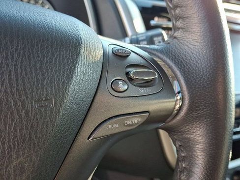 Used 2023 Nissan Murano SV image 24