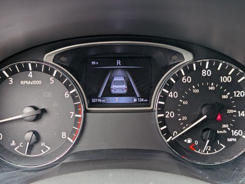 Used 2018 Nissan Altima 2.5 SR FWD image 27