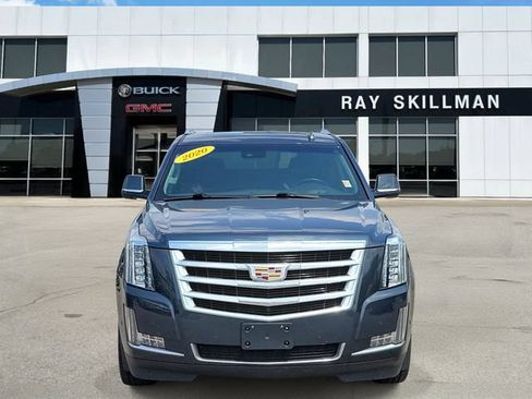 Used 2020 Cadillac Escalade Luxury AWD/4WD image 2