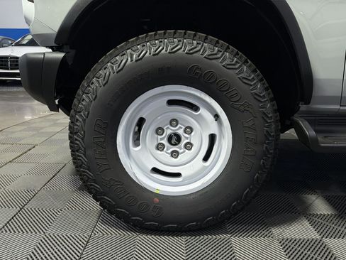 New 2026 Ford Bronco Heritage Edition AWD/4WD image 17