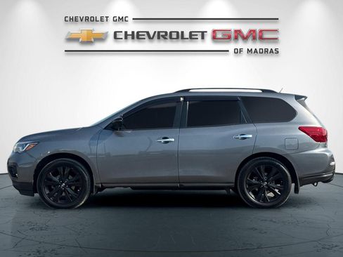 Used 2018 Nissan Pathfinder SL w/ Midnight Edition Package AWD/4WD image 6