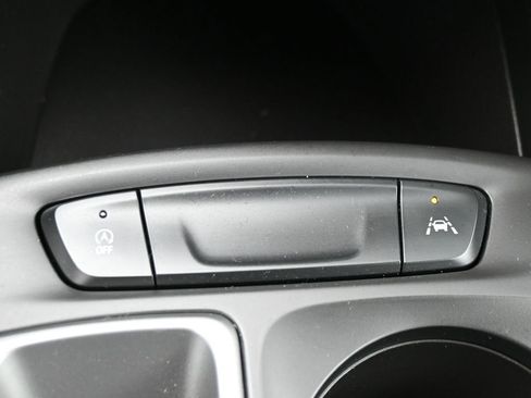 Used 2025 Chevrolet Trax LS image 24