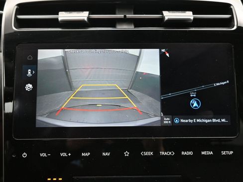 Used 2023 Hyundai Tucson SEL AWD/4WD image 16