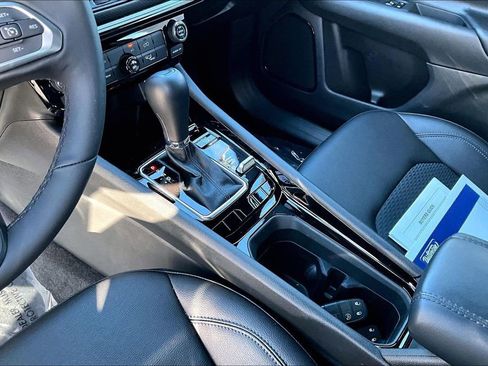 Used 2025 Jeep Compass Latitude w/ Altitude Special Edition image 10