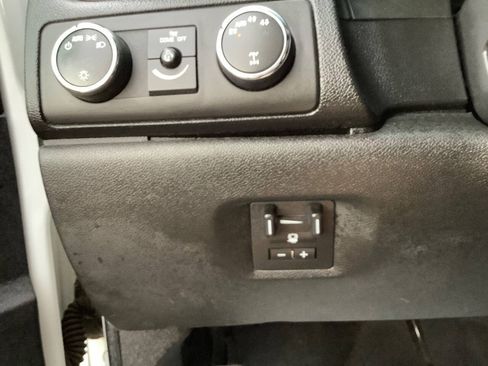 Used 2012 Chevrolet Suburban 2500 w/ Skid Plate Package AWD/4WD image 47