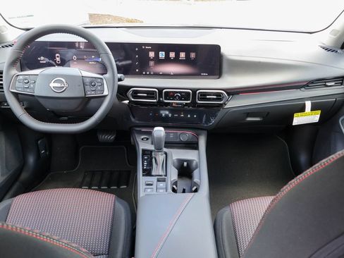 New 2026 Nissan Sentra SR FWD image 6