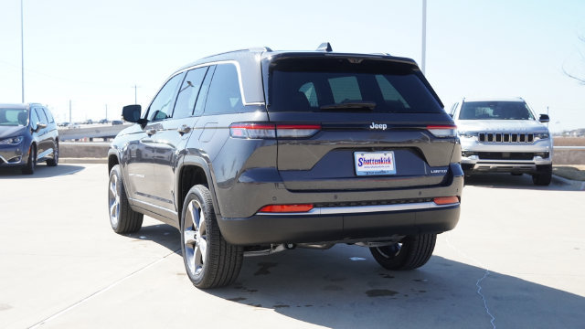 New 2026 Jeep Grand Cherokee Limited w/ Luxury Tech Group II RWD image 9
