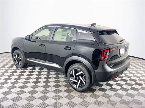 New 2026 Nissan Kicks SV image 5